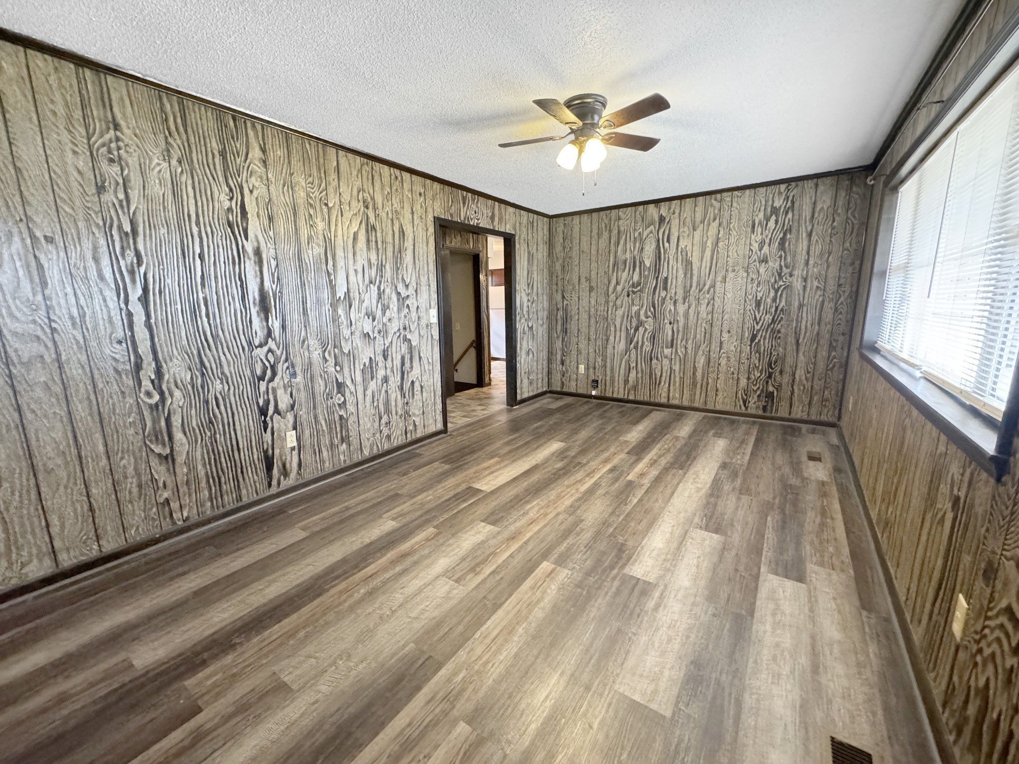 2289 Cumberland City Road Dover, TN 37058 - Photo 6 of 27