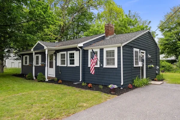 $489,000 | 251 Central Street, Rockland, MA 02370