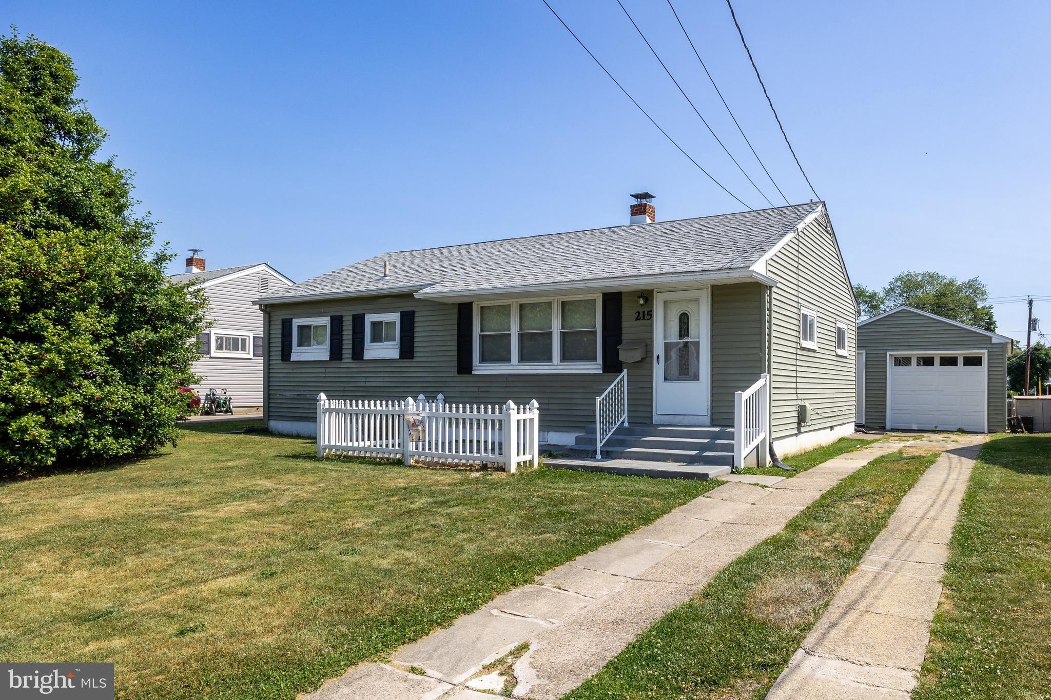 215 Bailey Avenue Maple Shade, NJ 08052 - Photo 2 of 22