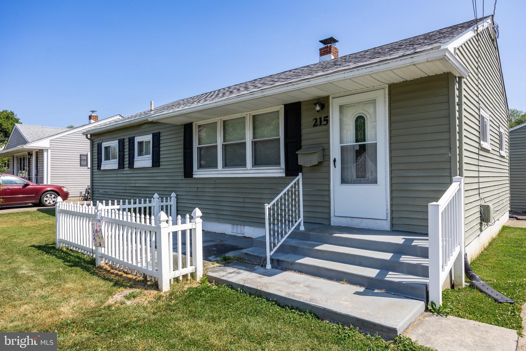215 Bailey Avenue Maple Shade, NJ 08052 - Photo 3 of 22