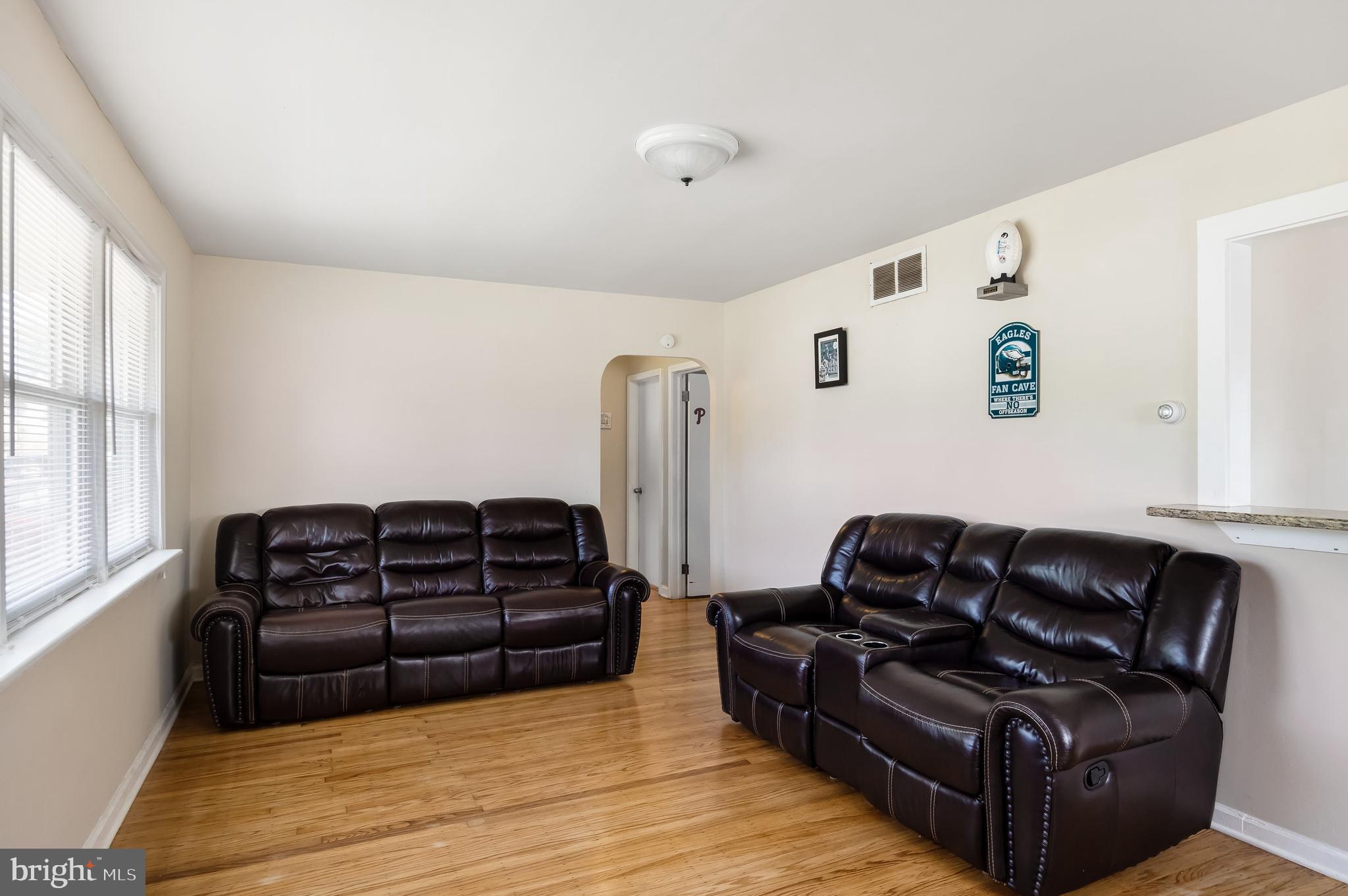 215 Bailey Avenue Maple Shade, NJ 08052 - Photo 5 of 22