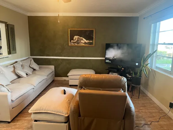 $1,400 | 153 Easthampton G, Unit G, West Palm Beach, FL 33417