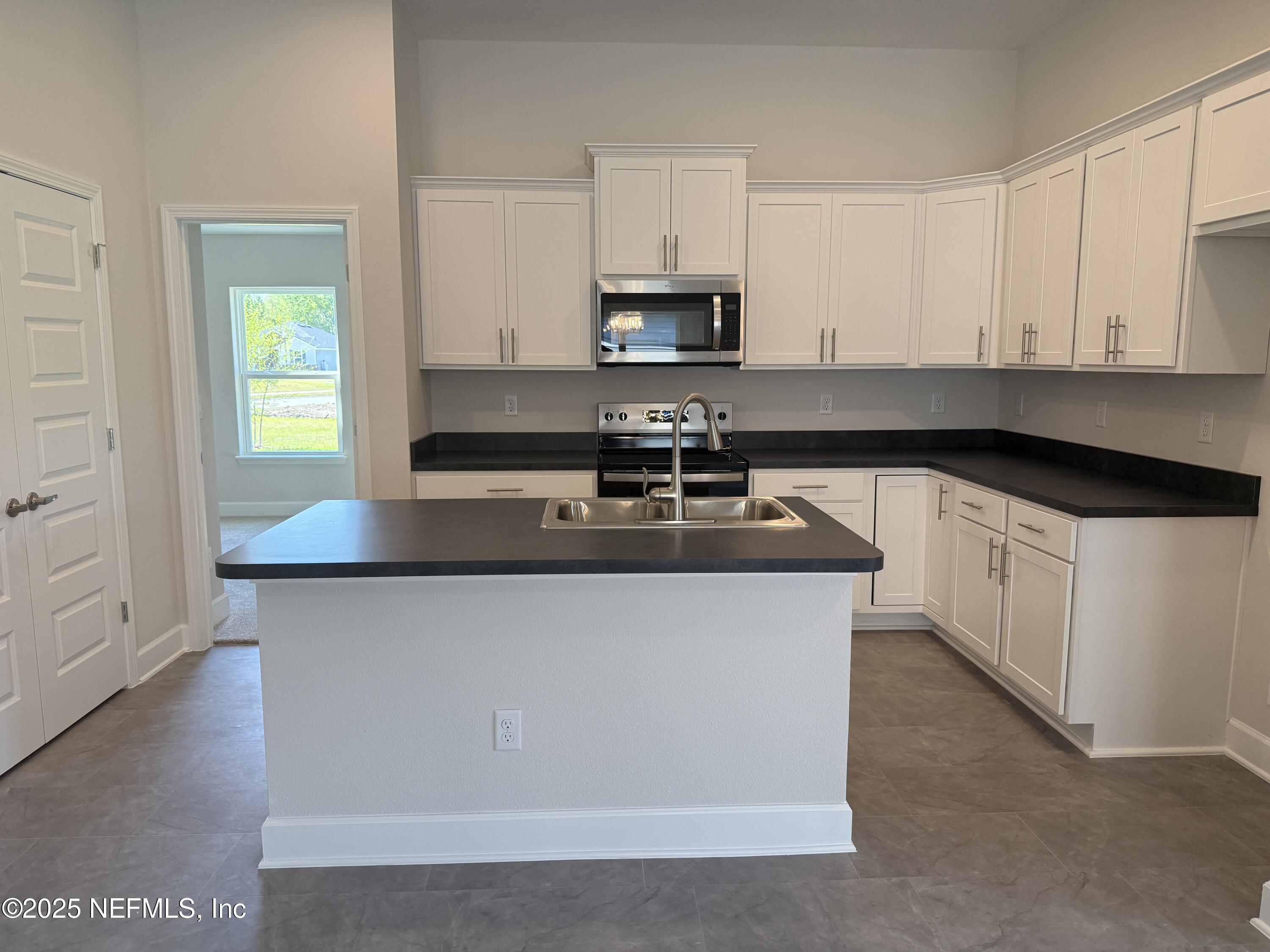 8195 Elsdon Street Jacksonville, FL 32219 - Photo 6 of 32 IMG_0680