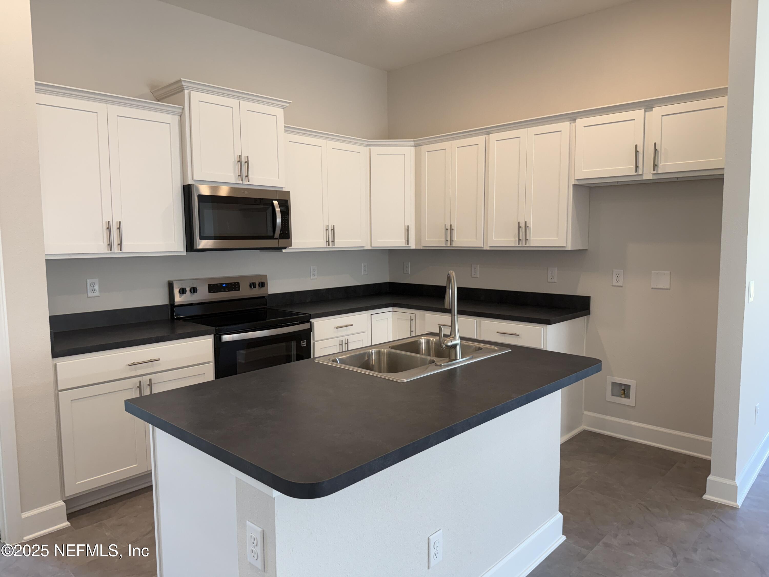 8195 Elsdon Street Jacksonville, FL 32219 - Photo 7 of 32 IMG_0683