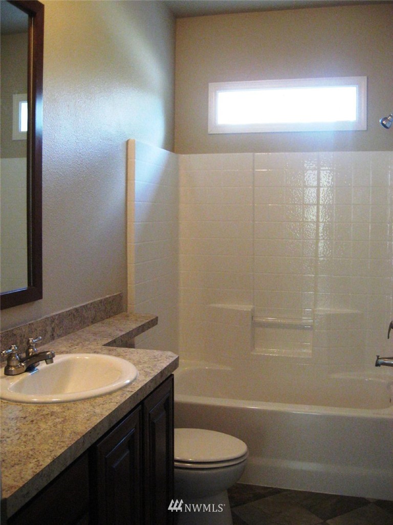 1755 Bunker Creek Road Chehalis, WA 98532 - Photo 11 of 18 Gallery Image 11