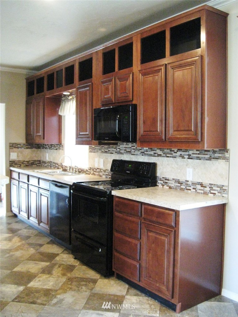 1755 Bunker Creek Road Chehalis, WA 98532 - Photo 4 of 18 Gallery Image 4