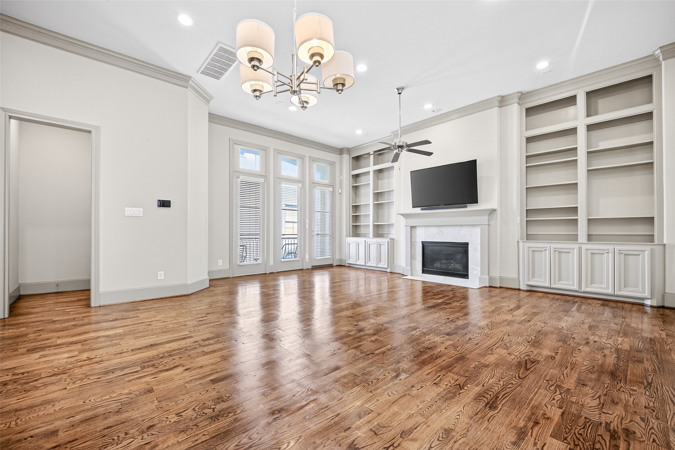 308 West Bell Street Houston, TX 77019 - Photo 27 of 50