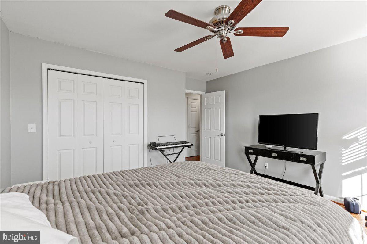 9448 Old Solomons Island Road Owings, MD 20736 - Photo 32 of 49 Bedroom