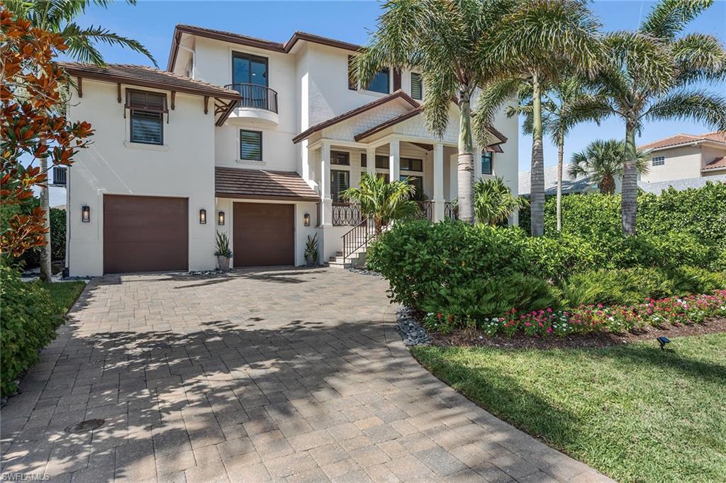 434 Trade Winds Avenue Naples, FL 34108 - Photo 2 of 50