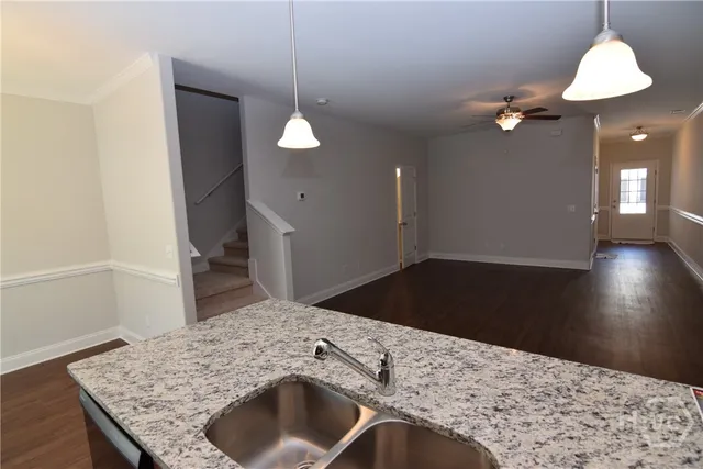 $1,950 | 11330 White Bluff Road, Unit 36, Savannah, GA 31419