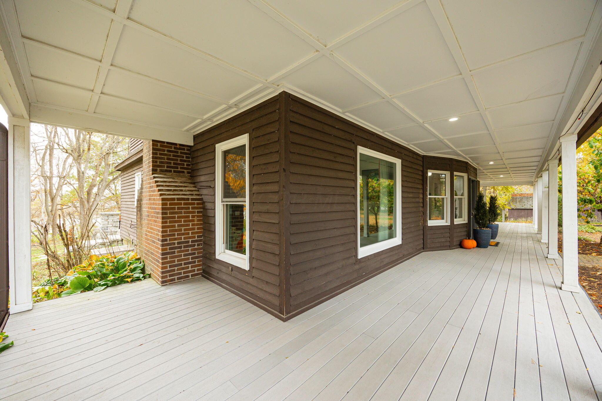 5987 Dublin Road Delaware, OH 43015 - Photo 9 of 116 Wraparound front porch
