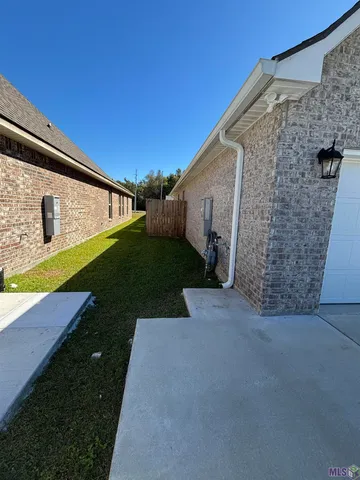 $306,000 | 252 Marie Claire Drive, Houma, LA 70364