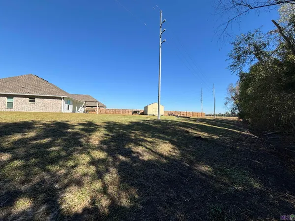 $299,900 | 252 Marie Claire Drive, Houma, LA 70364