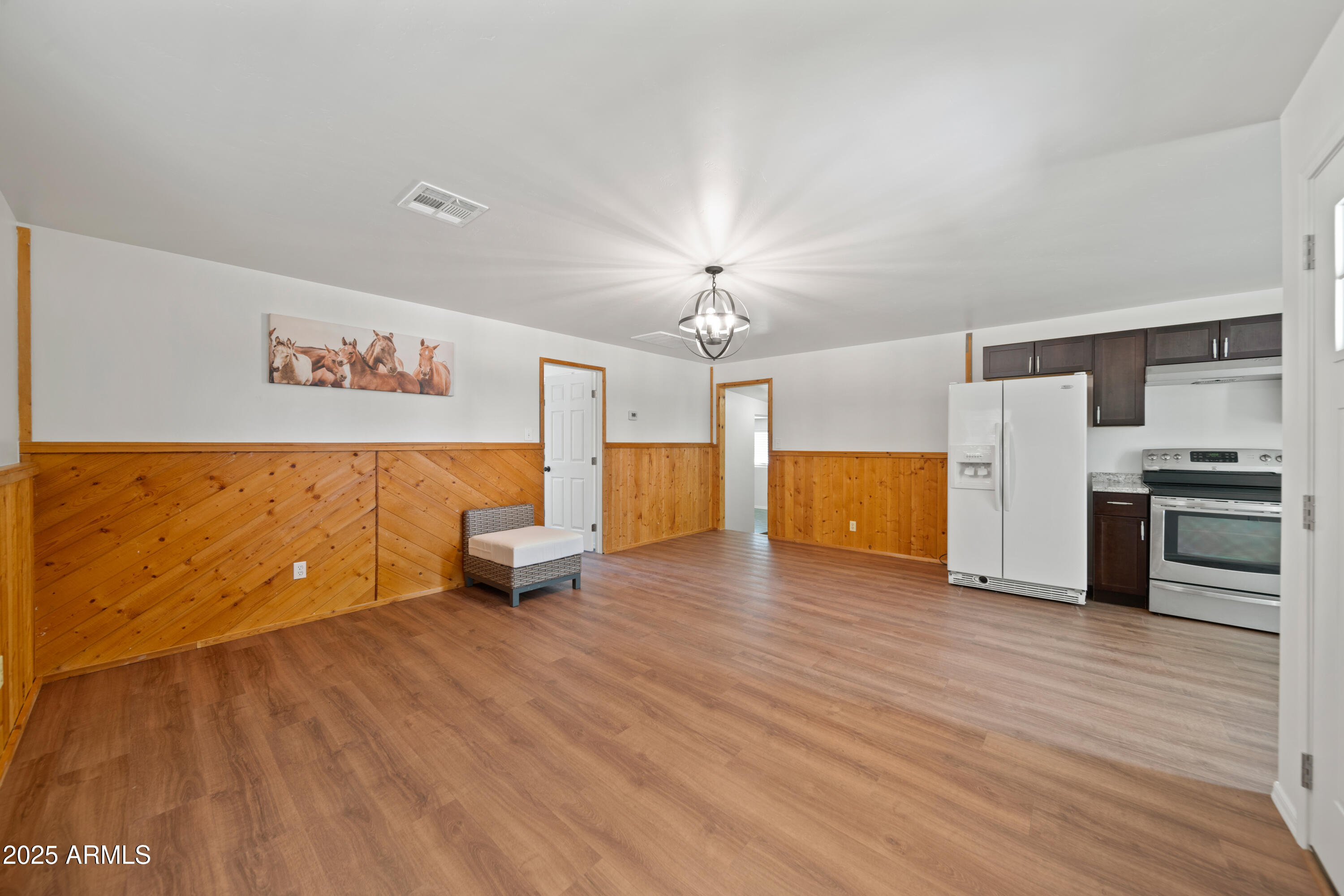 22810 Roadrunner Lane Congress, AZ 85332 - Photo 6 of 30 22810 W Roadrunner Ln 00018