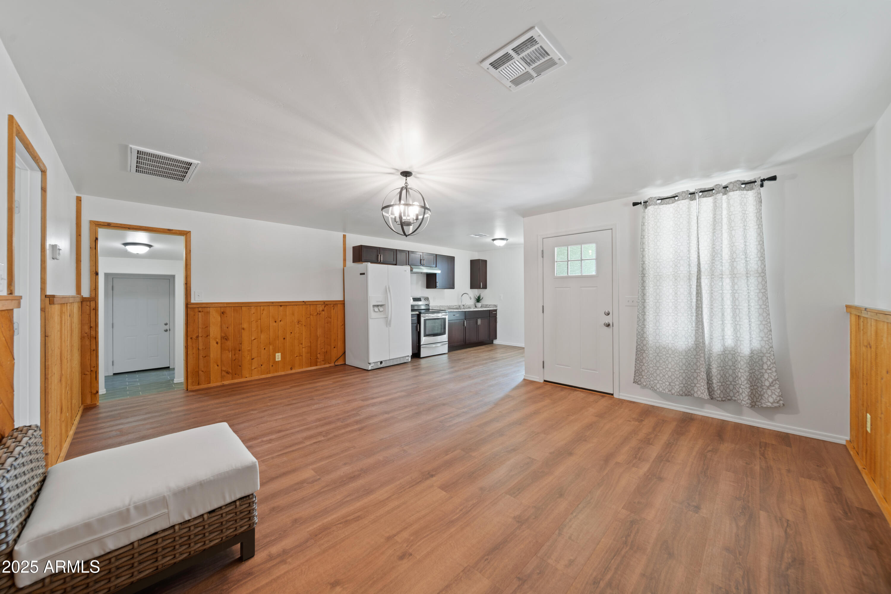 22810 Roadrunner Lane Congress, AZ 85332 - Photo 7 of 30 22810 W Roadrunner Ln 00019