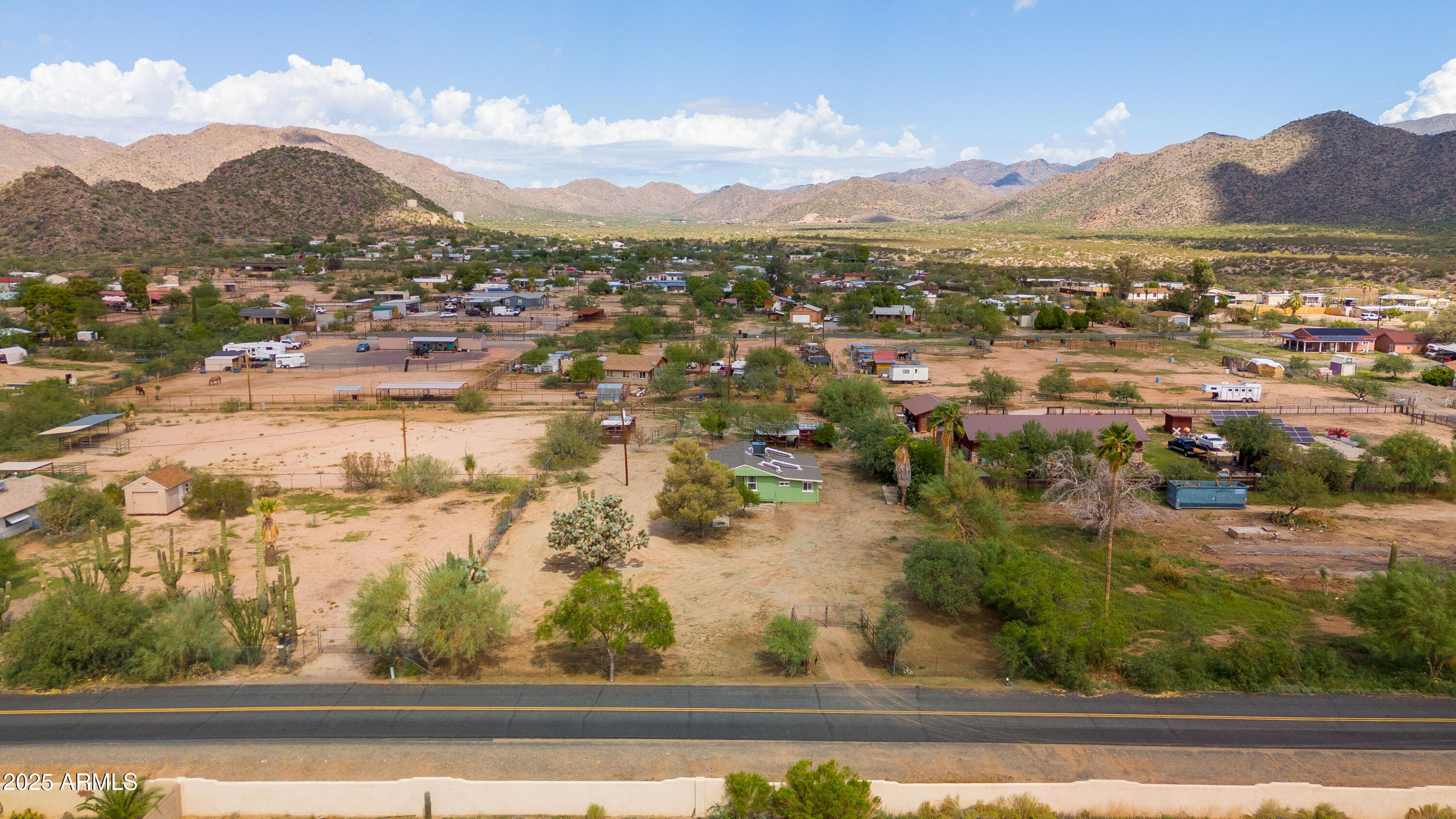22810 Roadrunner Lane Congress, AZ 85332 - Photo 9 of 30 22810 W Roadrunner Ln 00002