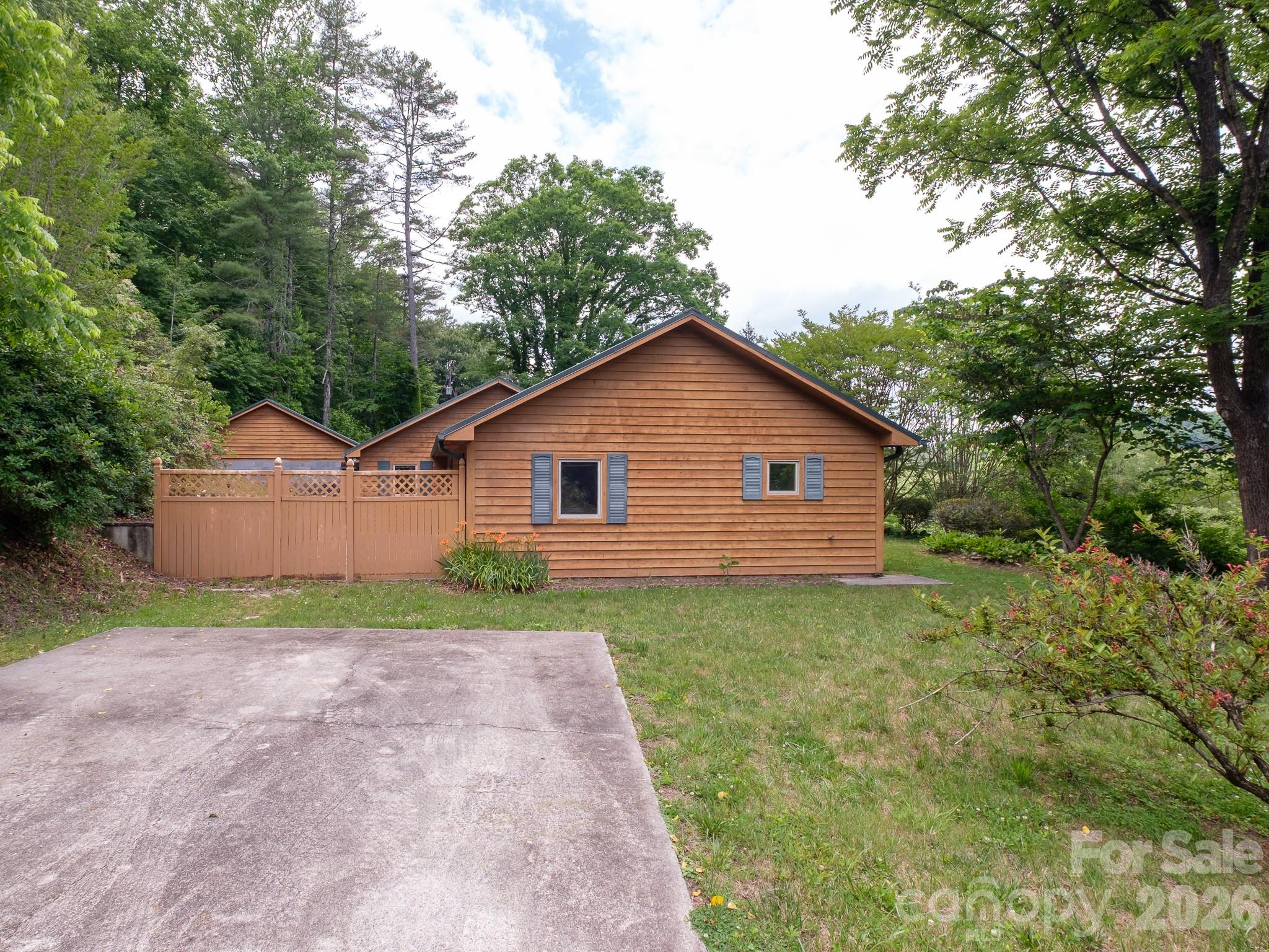 332 Island Cove Road Penrose, NC 28766 - Photo 13 of 28
