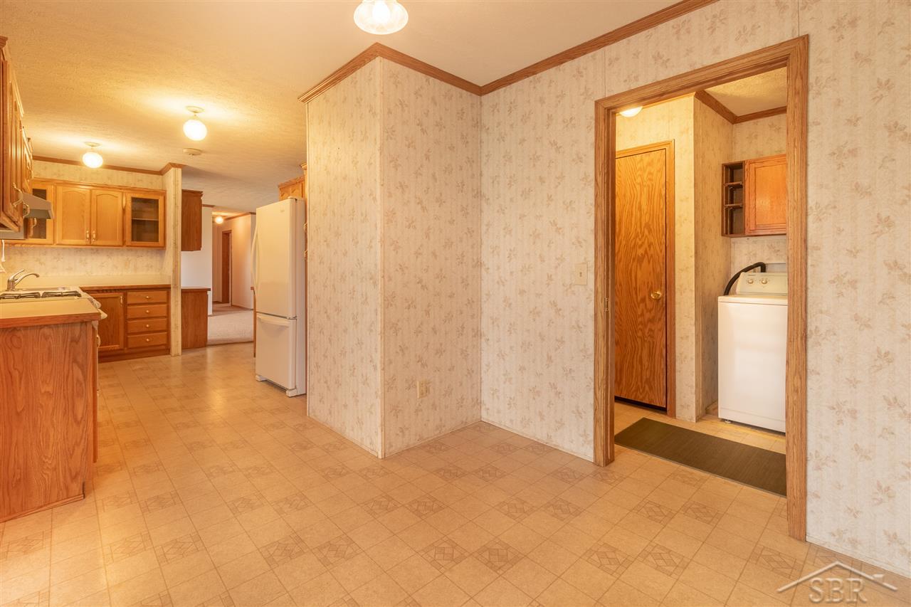 8153 West Alger Road Alger, MI 48610 - Photo 4 of 28 31363982-3.JPG