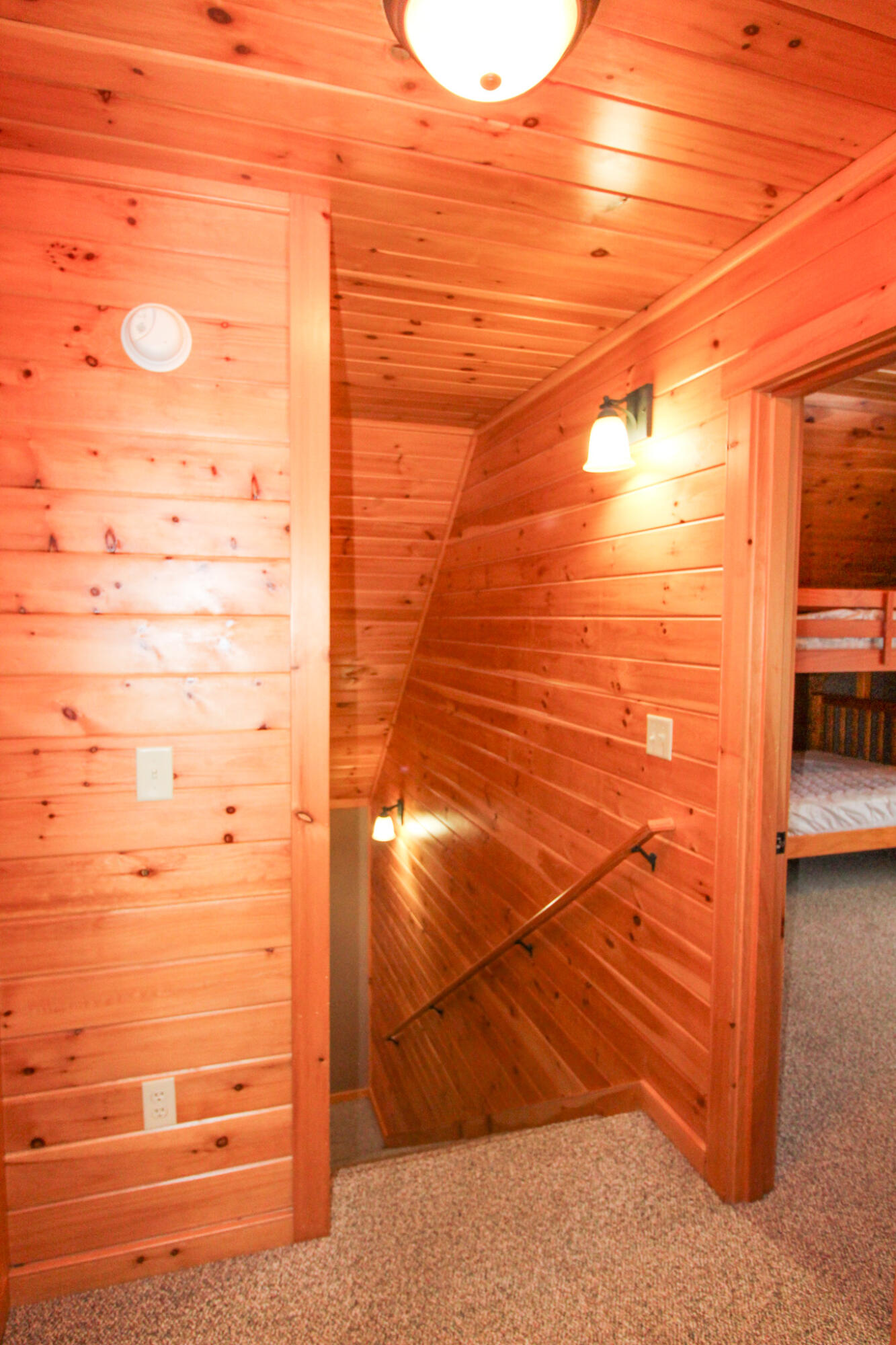 487 Howe Hill Road Greenwood, ME 04255 - Photo 13 of 43 Upstairs