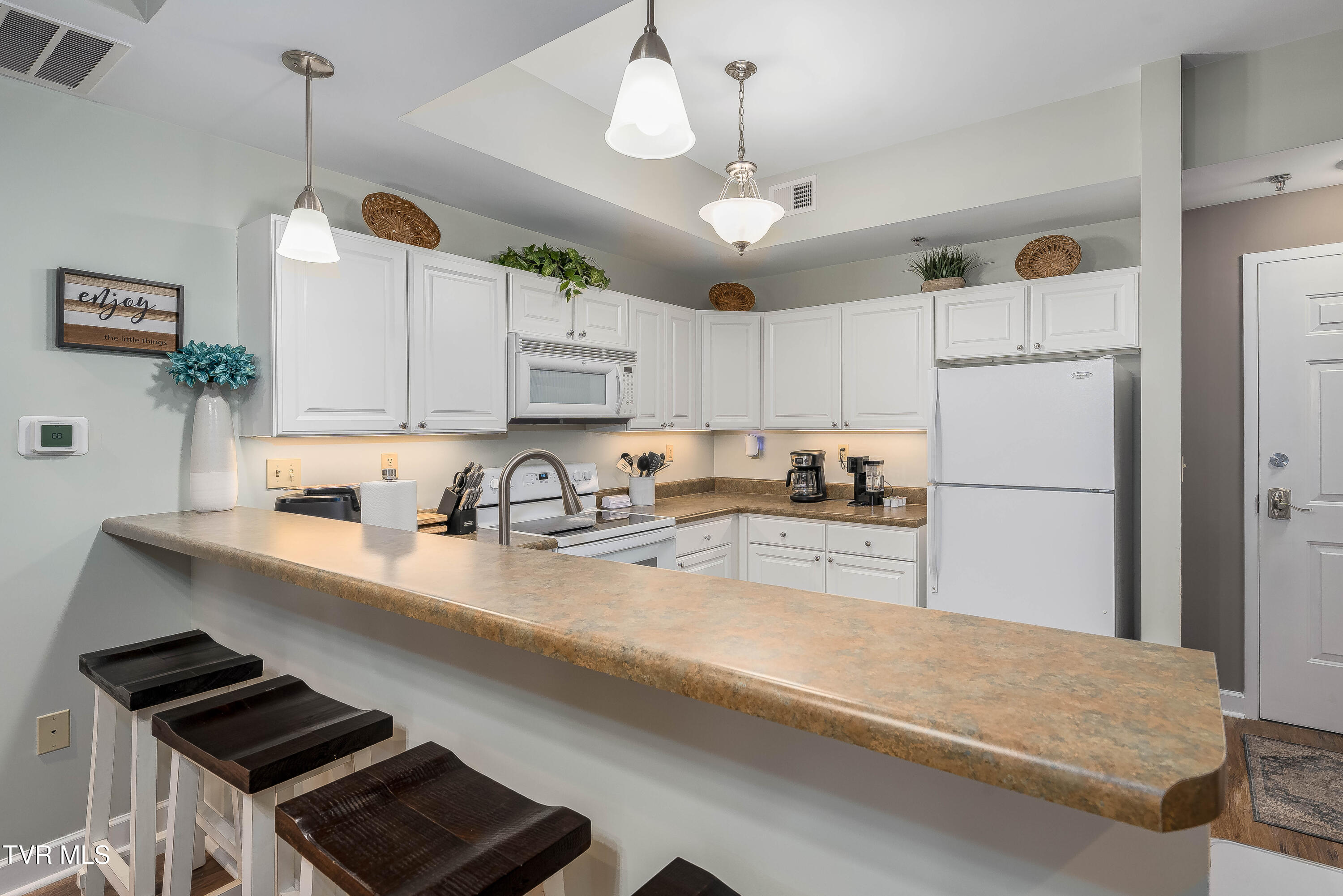 120 Raceday Center Drive, Unit 303 Bristol, TN 37620 - Photo 13 of 65 120 Raceday Center Dr (56 of 81)