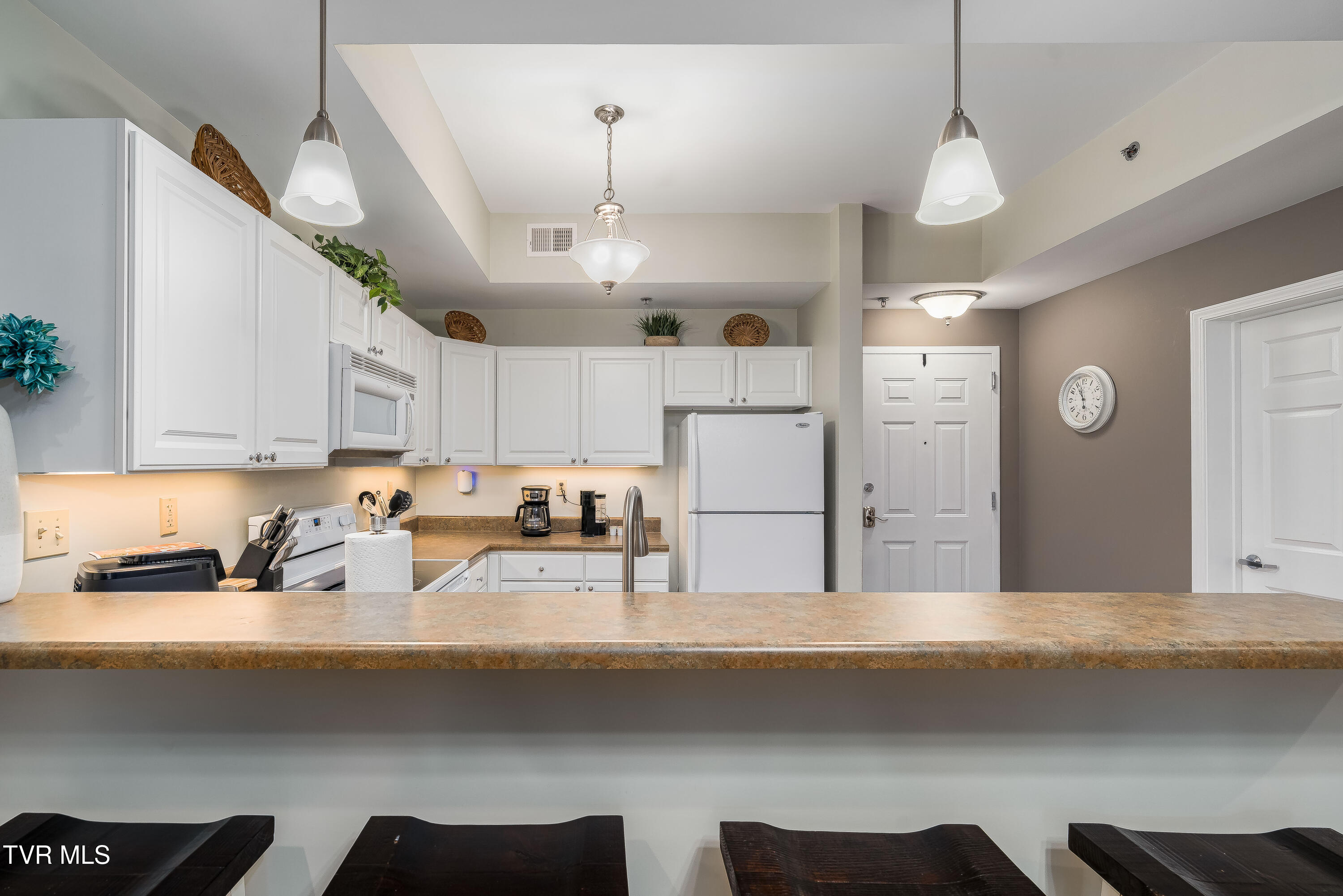 120 Raceday Center Drive, Unit 303 Bristol, TN 37620 - Photo 14 of 65 120 Raceday Center Dr (57 of 81)