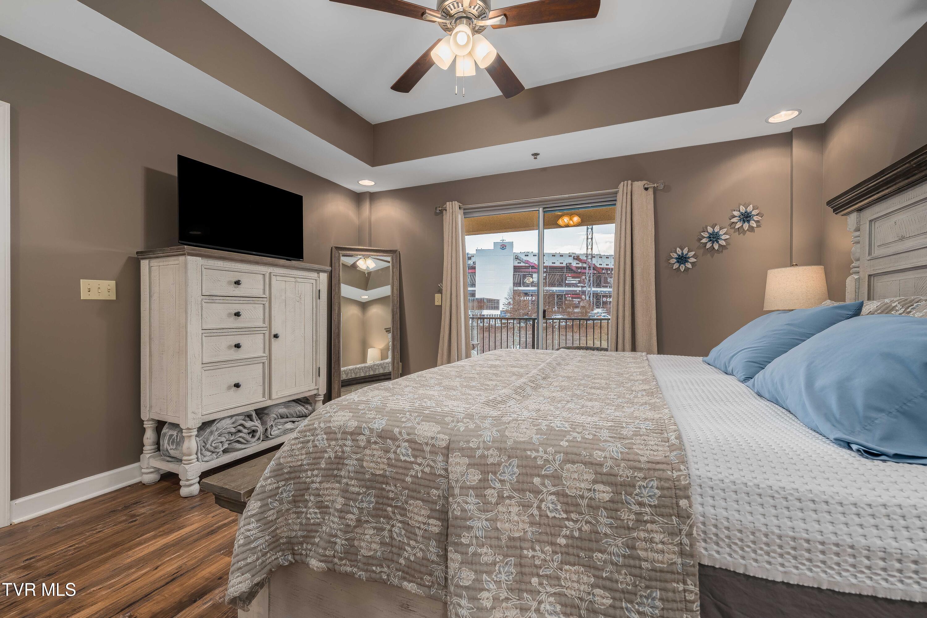 120 Raceday Center Drive, Unit 303 Bristol, TN 37620 - Photo 29 of 65 120 Raceday Center Dr (72 of 81)