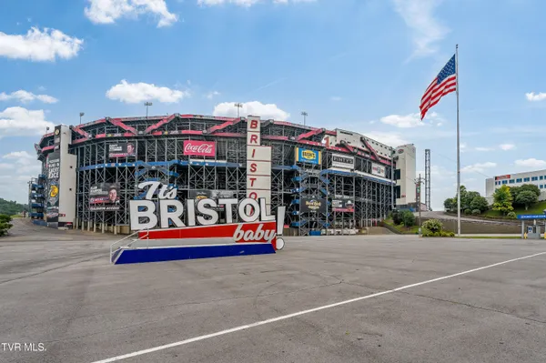 $244,900 | 120 Raceday Center Drive, Unit 303, Bristol, TN 37620