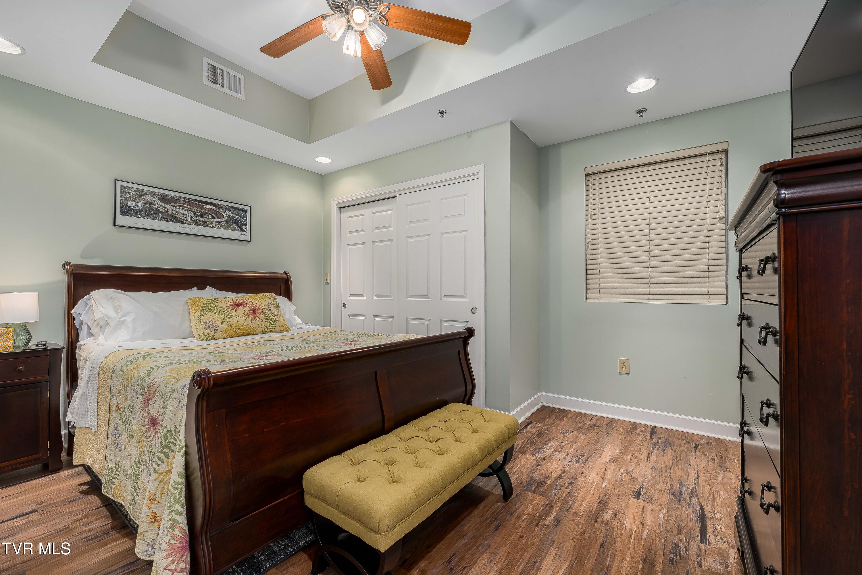 120 Raceday Center Drive, Unit 303 Bristol, TN 37620 - Photo 34 of 65 120 Raceday Center Dr (77 of 81)