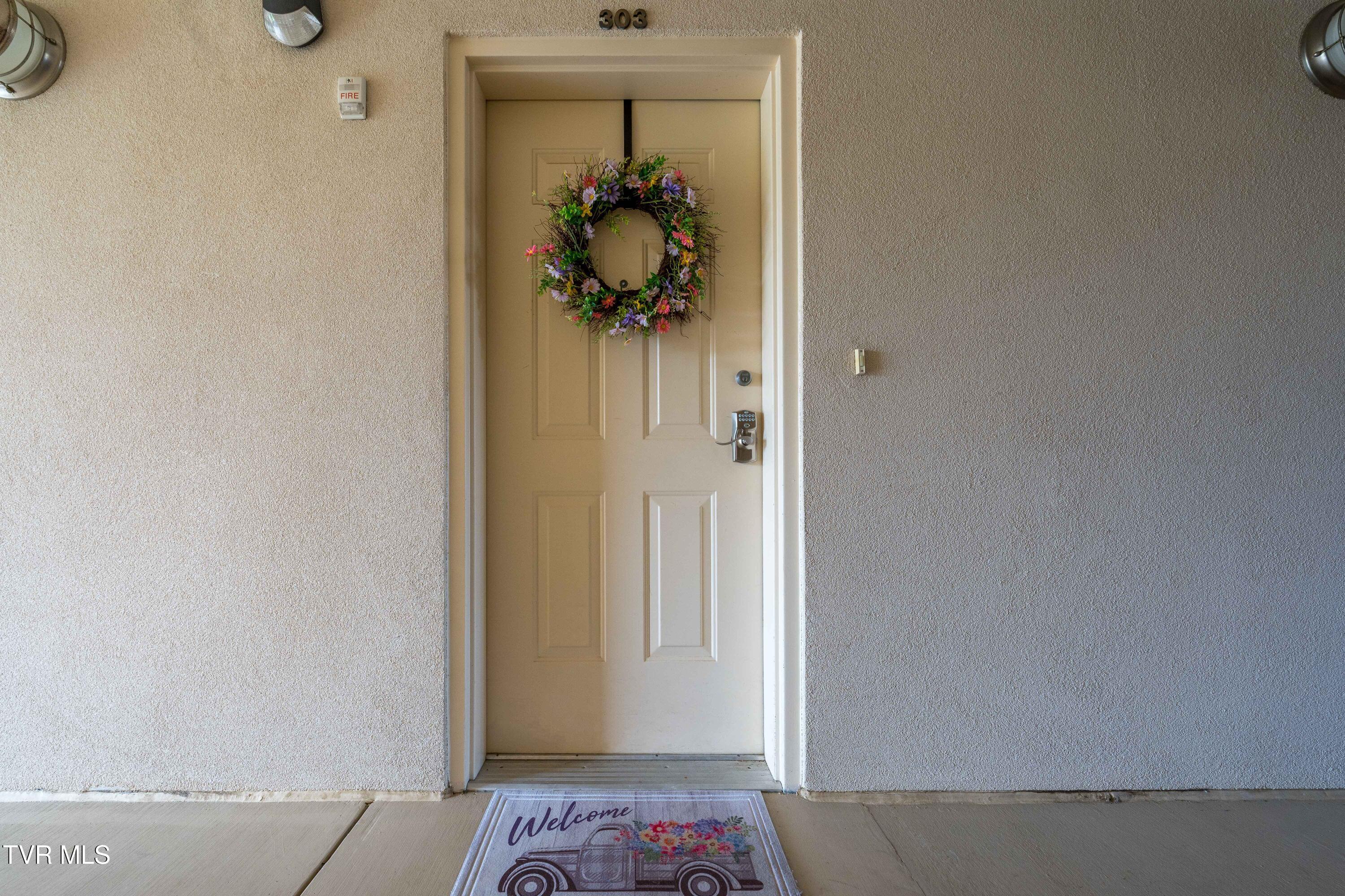 120 Raceday Center Drive, Unit 303 Bristol, TN 37620 - Photo 6 of 65 120 Raceday Center Dr (49 of 81)