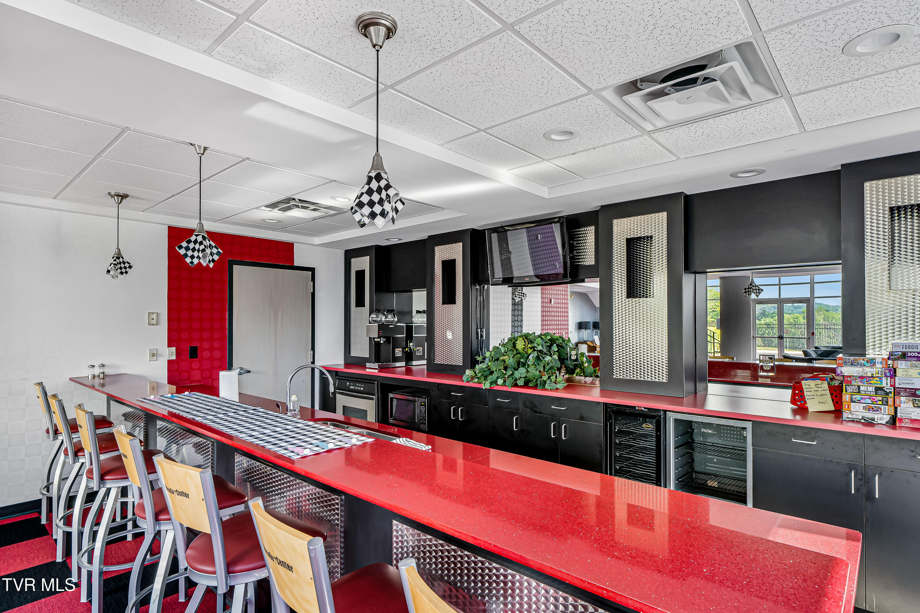 120 Raceday Center Drive, Unit 303 Bristol, TN 37620 - Photo 62 of 65 120 Raceday Center Dr (20 of 81)