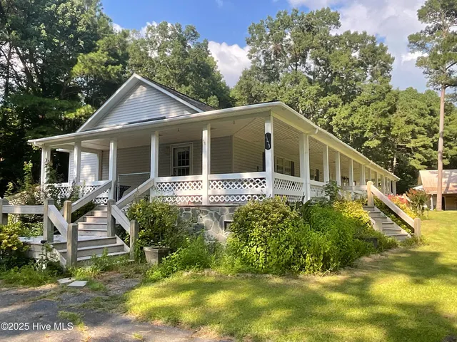 $1,200,000 | 2639 Highway 211, Clarkton, NC 28433