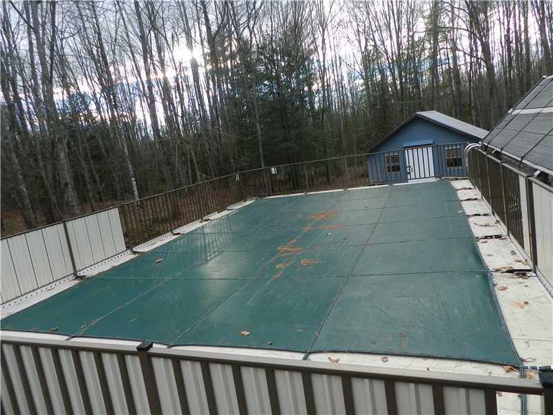 156 Hight Road Biddeford, ME 04005 - Photo 18 of 22 Exterior Front. 16x24 2004 Gibraltor...
