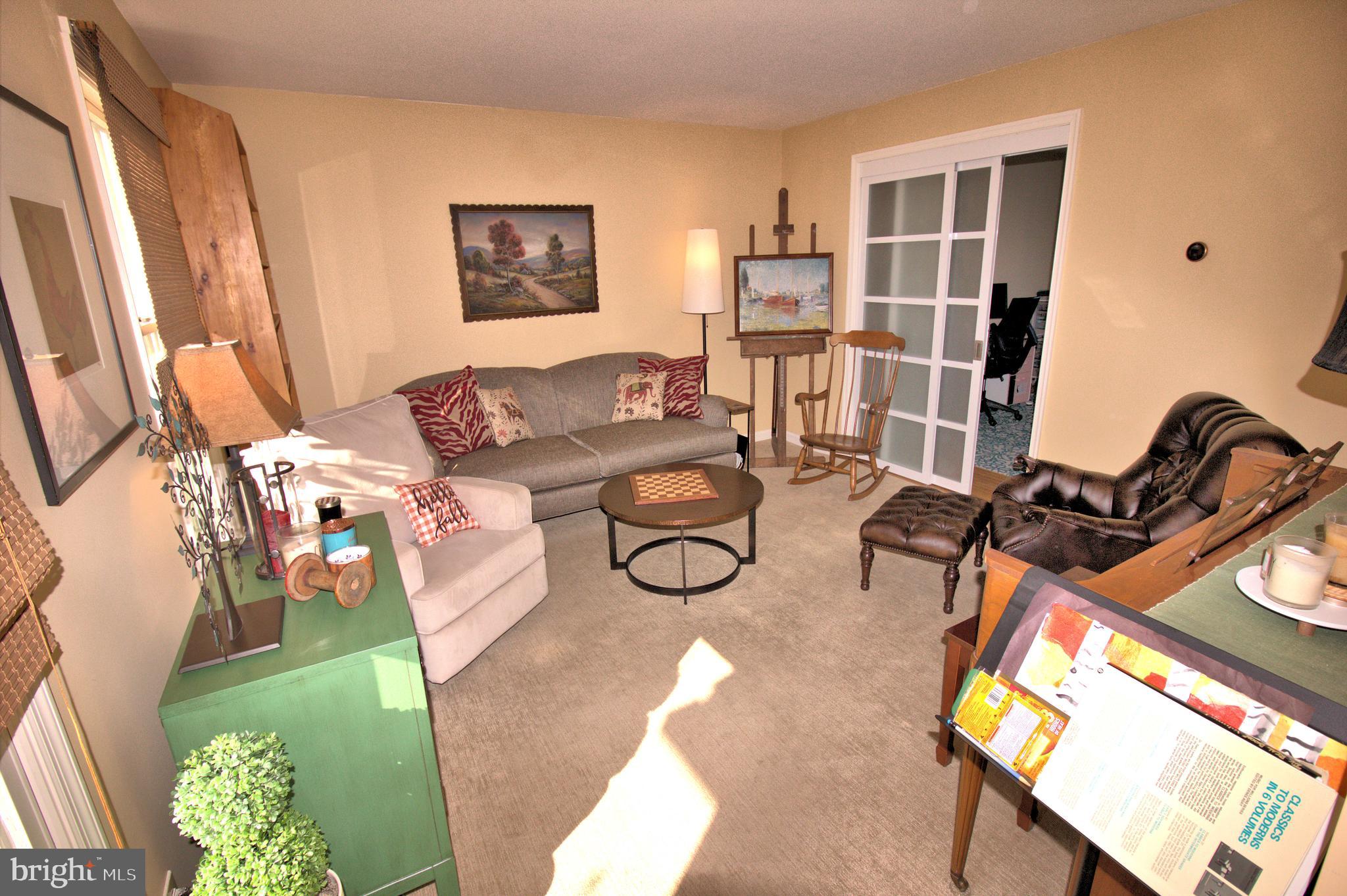 531 Royal Tern Lititz, PA 17543 - Photo 4 of 52 Gallery Image 4