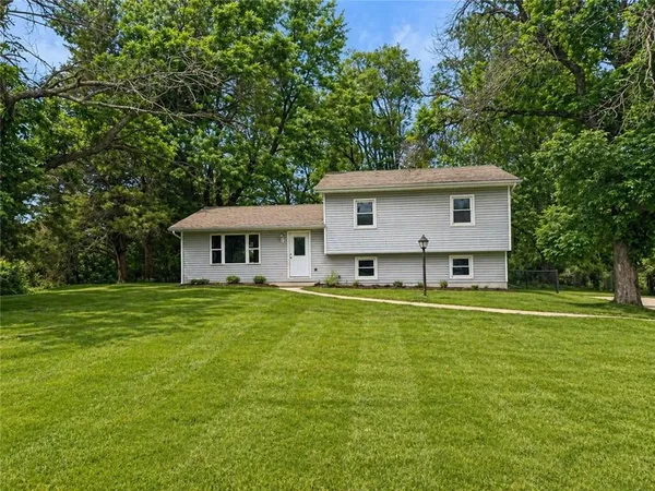 $175,000 | 7 Southeast 125 Road, Warrensburg, MO 64093