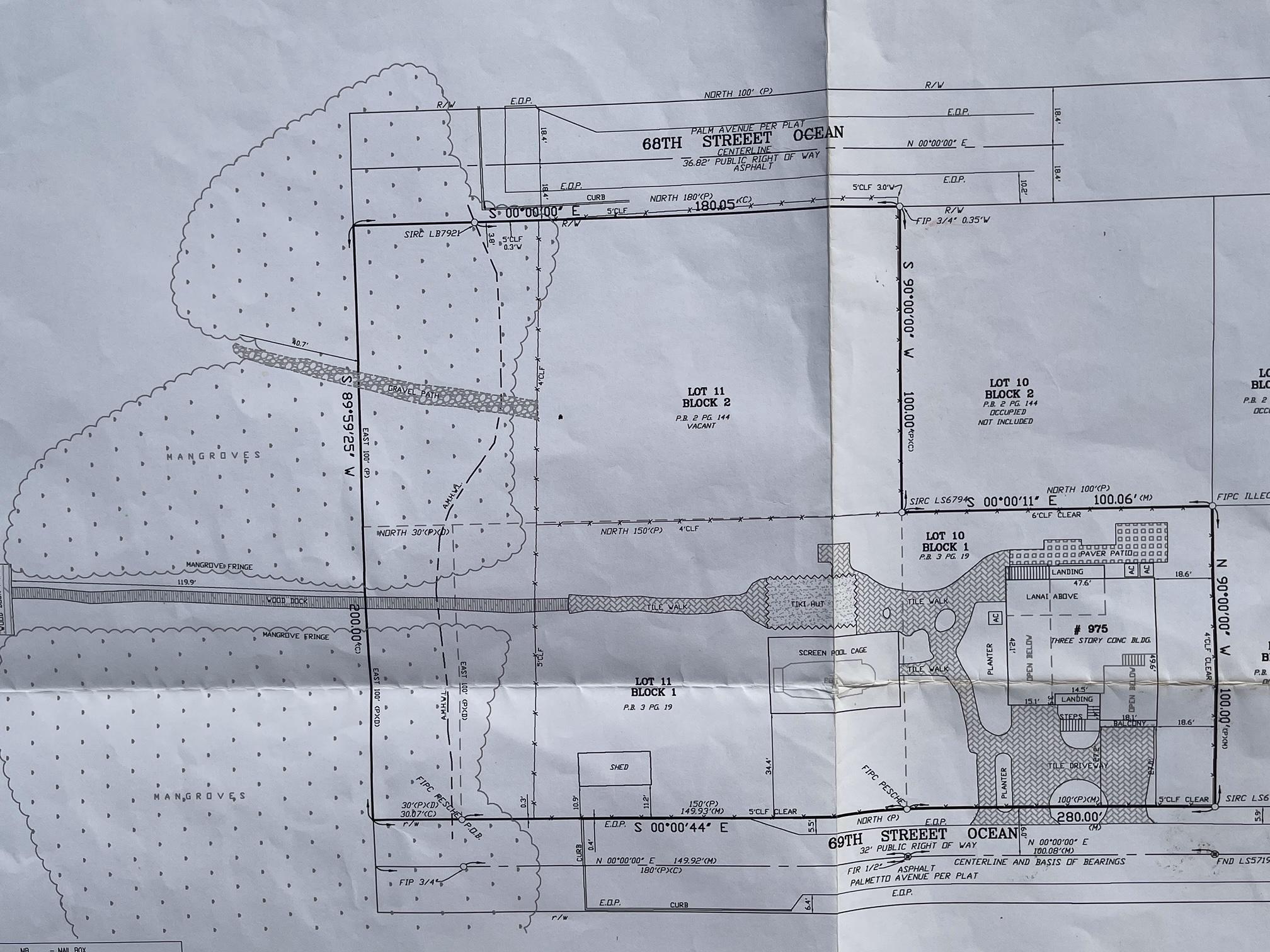 68th Street Marathon, FL 33050 - Photo 15 of 16 a bathroom with a shower