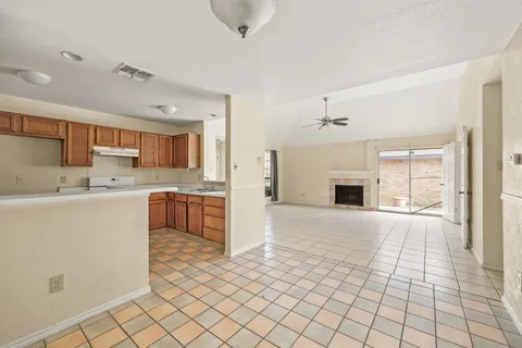 $210,000 | 607 Saunders Drive, Round Rock, TX 78664