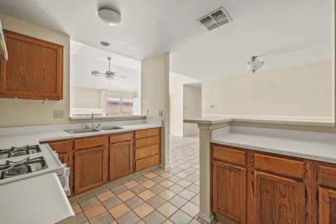 $210,000 | 607 Saunders Drive, Round Rock, TX 78664