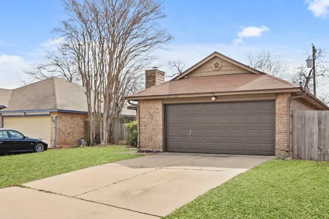 $210,000 | 607 Saunders Drive, Round Rock, TX 78664