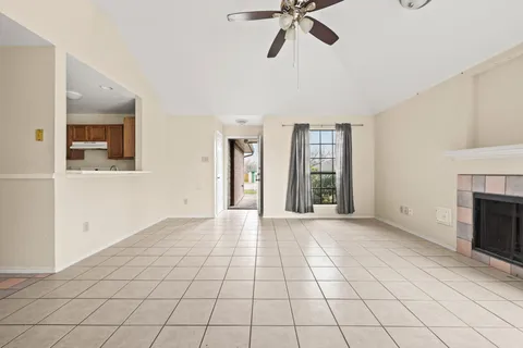 $210,000 | 607 Saunders Drive, Round Rock, TX 78664