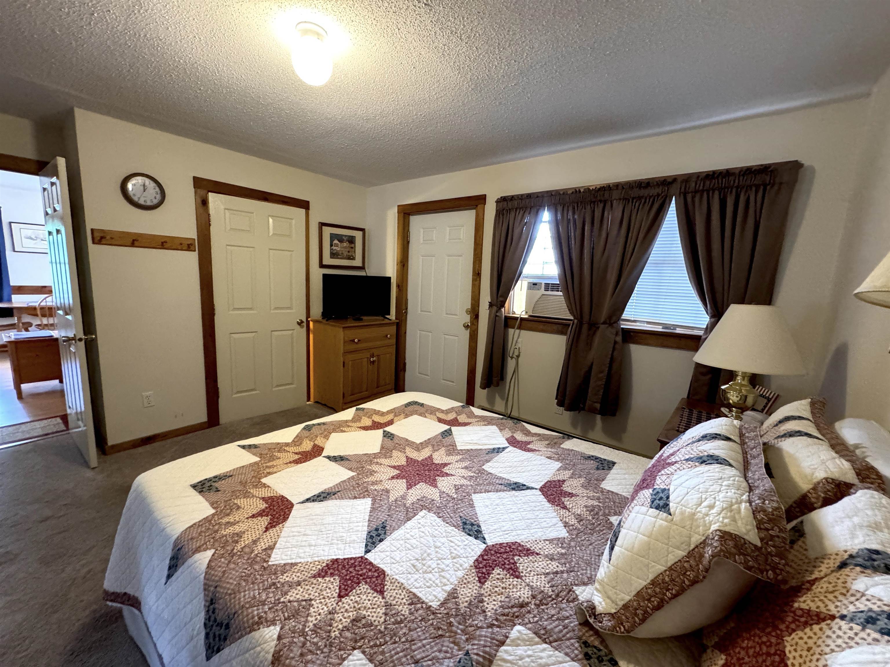 30 Pond Street, Unit 8 Ludlow, VT 05149 - Photo 14 of 28