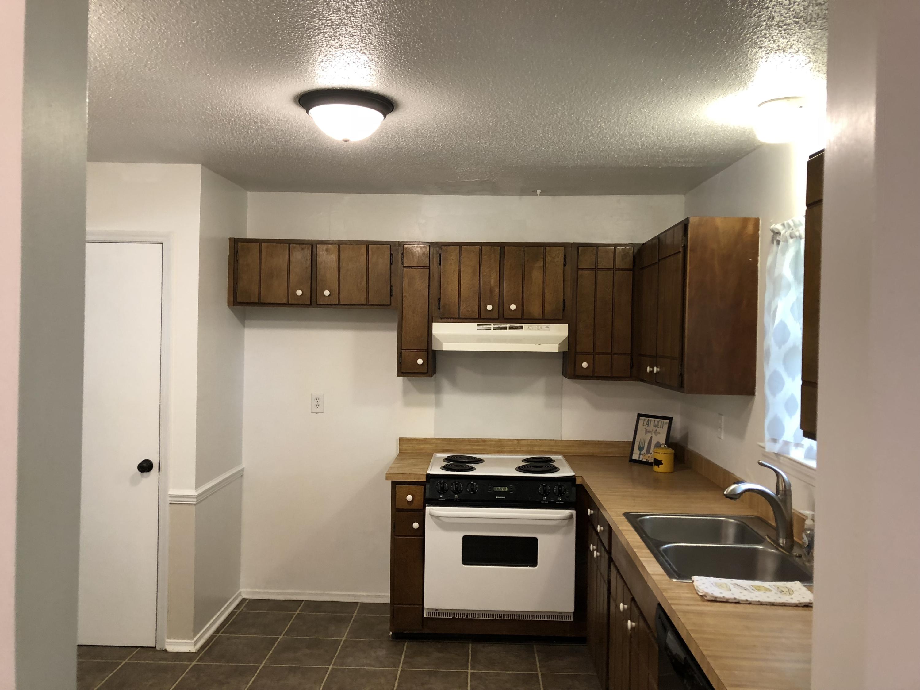 7109 Cane Hollow Road Hixson, TN 37343 - Photo 7 of 20 Kitchen