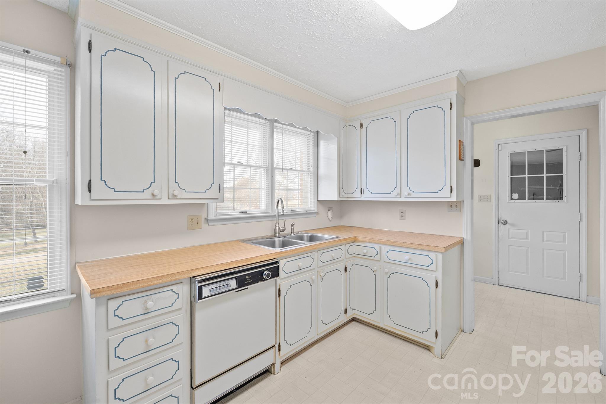 2153 Southfork Drive Morganton, NC 28655 - Photo 20 of 44