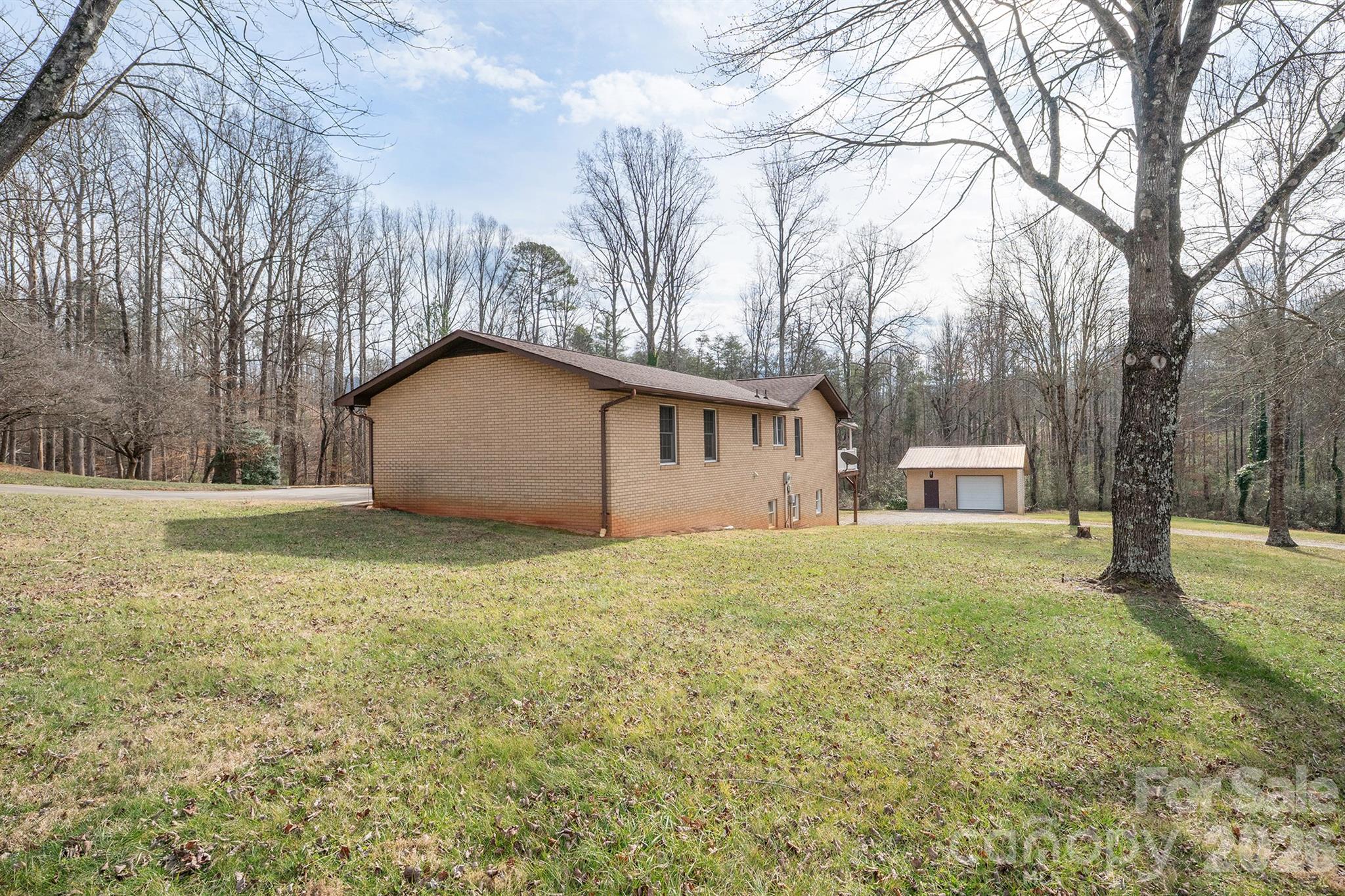2153 Southfork Drive Morganton, NC 28655 - Photo 3 of 44