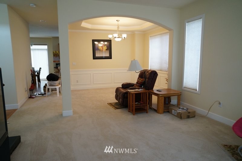 4202 Northeast 9th Place Renton, WA 98059 - Photo 8 of 14