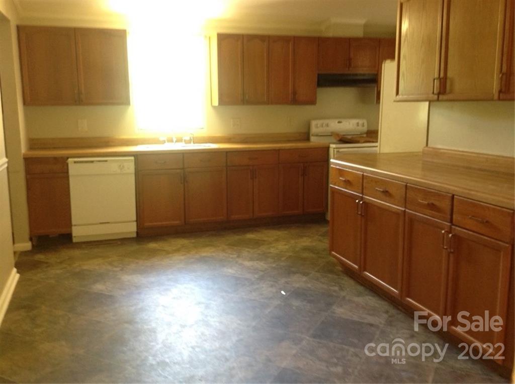 320 Dixon Road Ellenboro, NC 28040 - Photo 11 of 15 Gallery Image 11