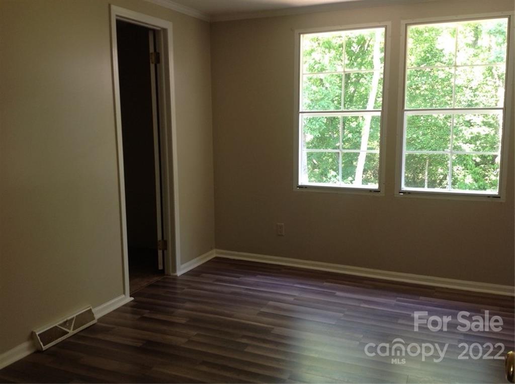 320 Dixon Road Ellenboro, NC 28040 - Photo 5 of 15 Gallery Image 5