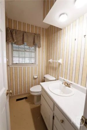 $2,200 | 807 Kings Road, Hinesville, GA 31313