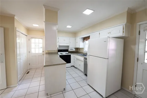 $2,200 | 807 Kings Road, Hinesville, GA 31313