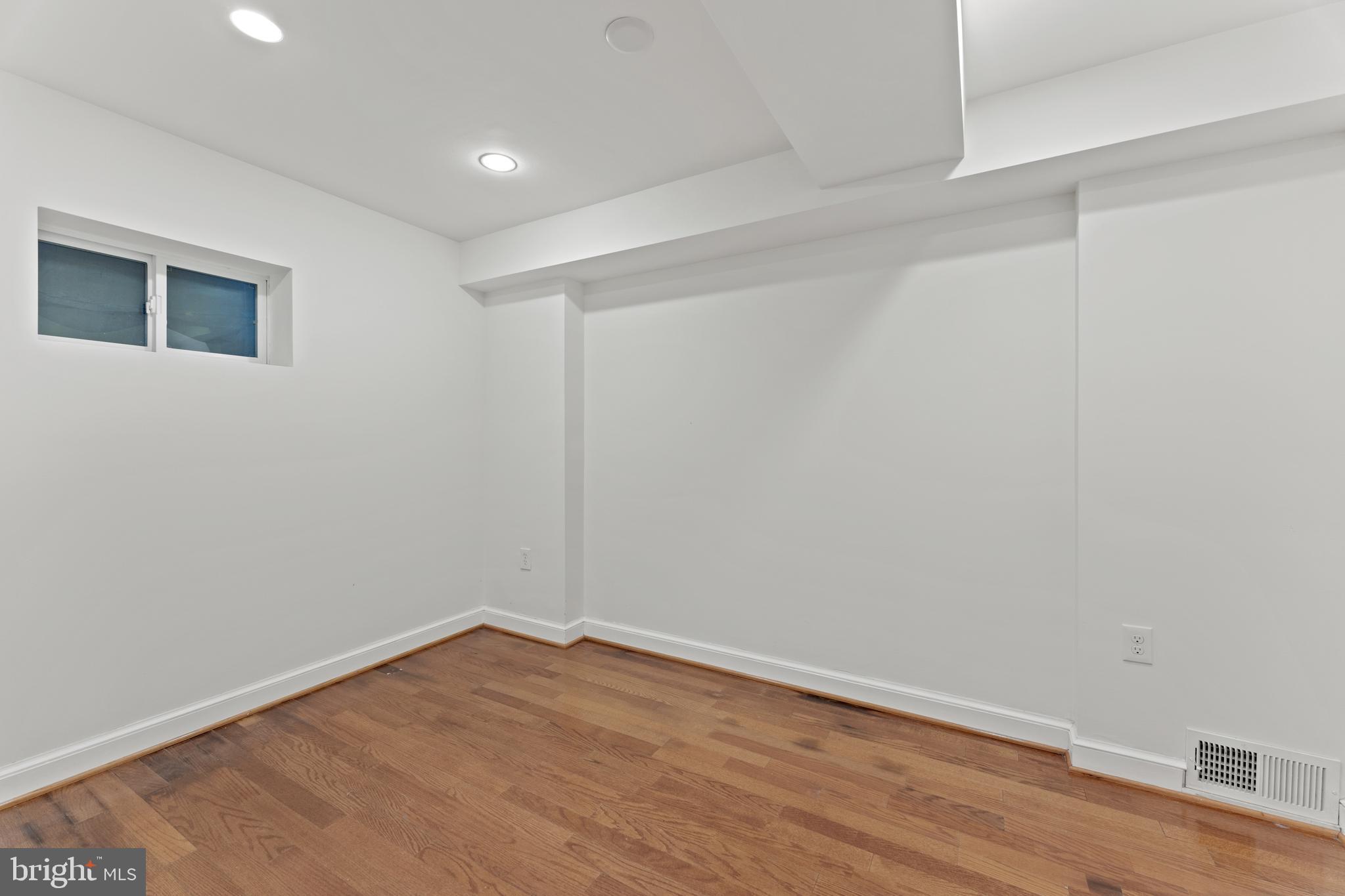 3325 Reservoir Road Northwest Washington, DC 20007 - Photo 16 of 20 Lower Level Bonus Room