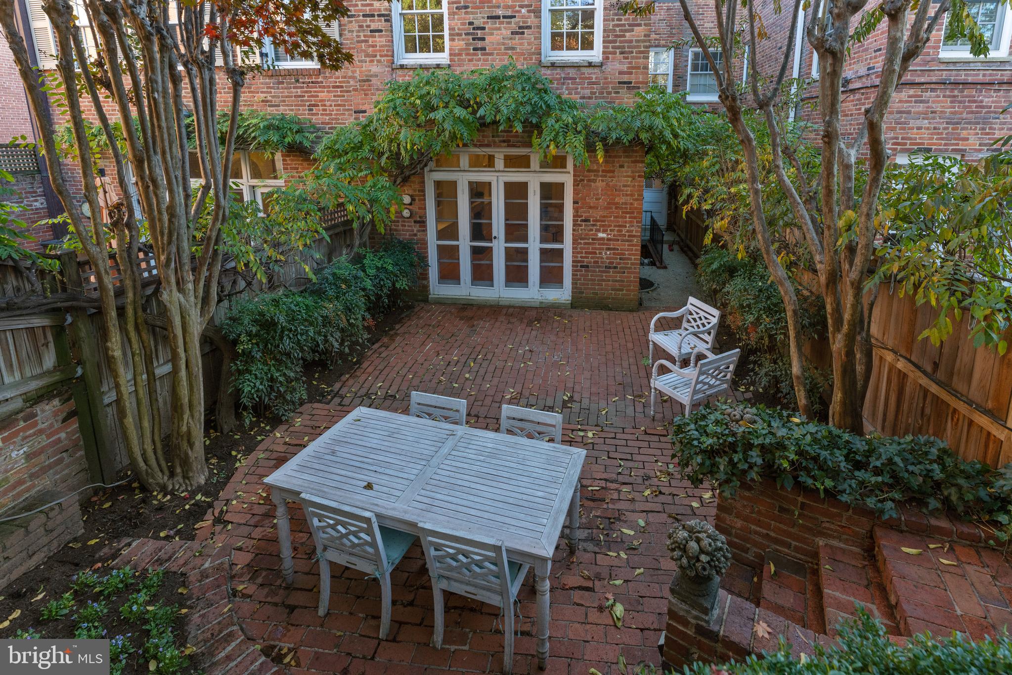 3325 Reservoir Road Northwest Washington, DC 20007 - Photo 18 of 20 Patio